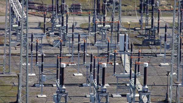 DISCONNECTOR ISOLATOR IN SUBSTATION 